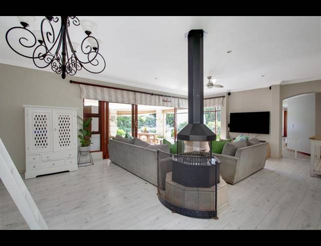 3 BEDROOM HOUSE FOR SALE IN FOURWAYS